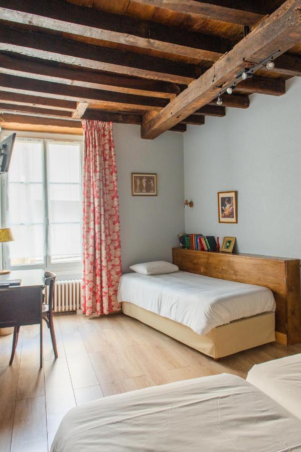 Le Relais Des Templiers Hotel Beaugency Exterior photo