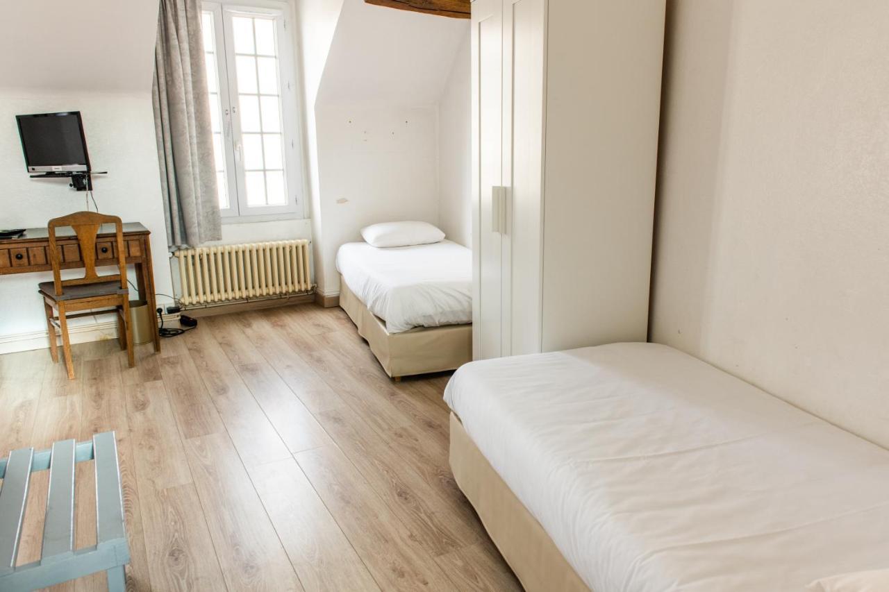 Le Relais Des Templiers Hotel Beaugency Exterior photo