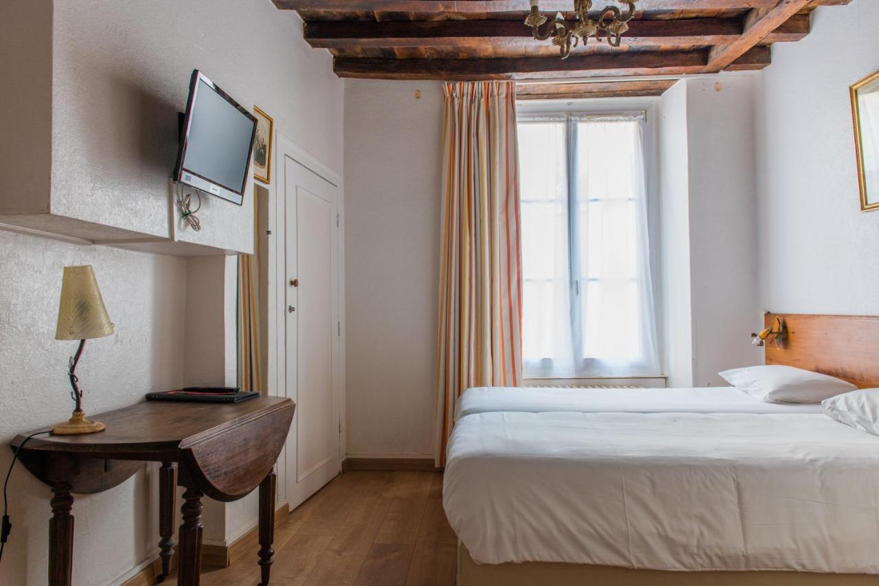 Le Relais Des Templiers Hotel Beaugency Exterior photo
