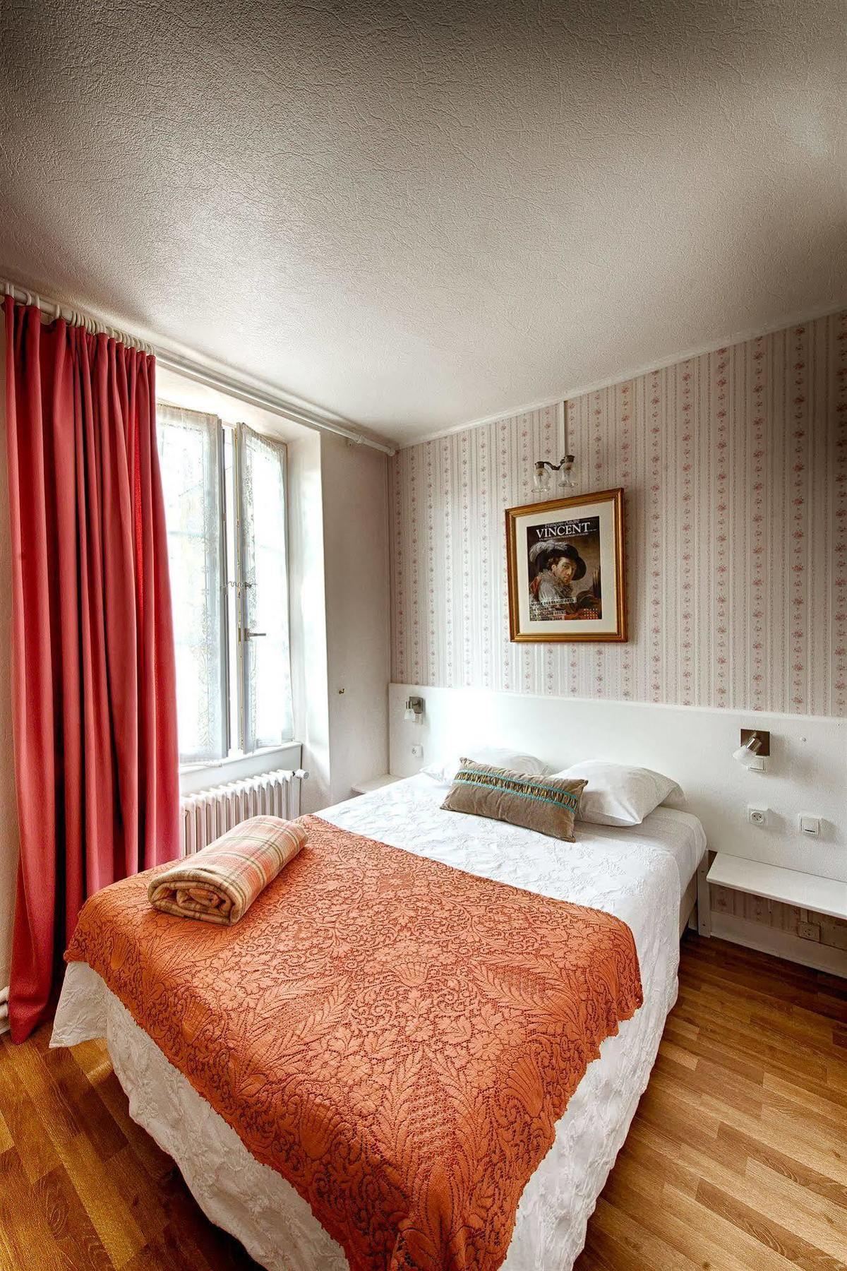 Le Relais Des Templiers Hotel Beaugency Exterior photo