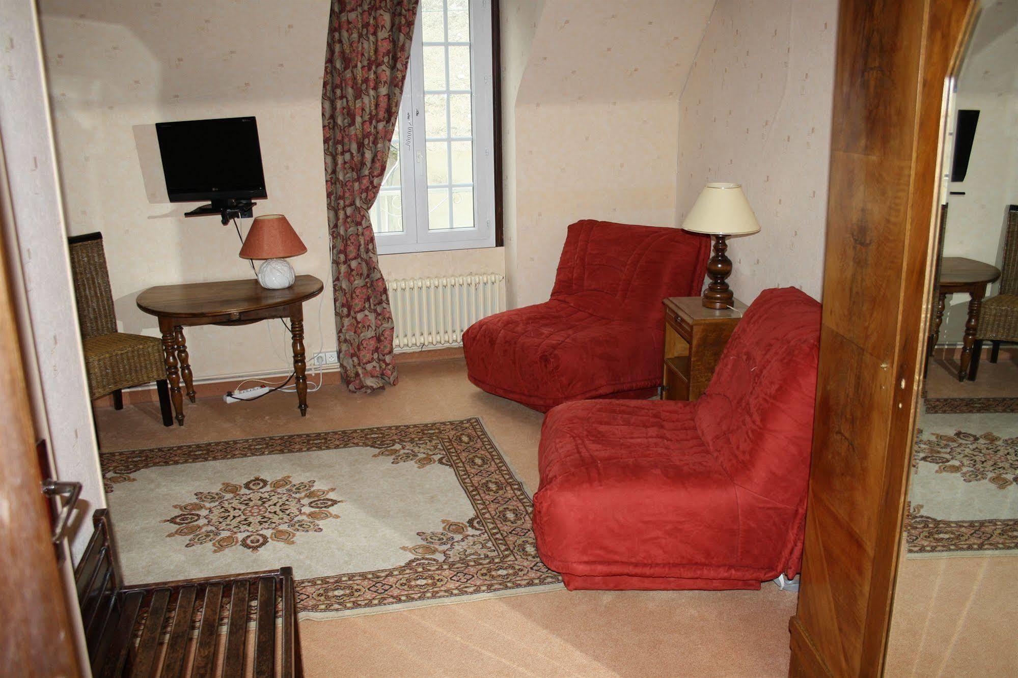 Le Relais Des Templiers Hotel Beaugency Exterior photo